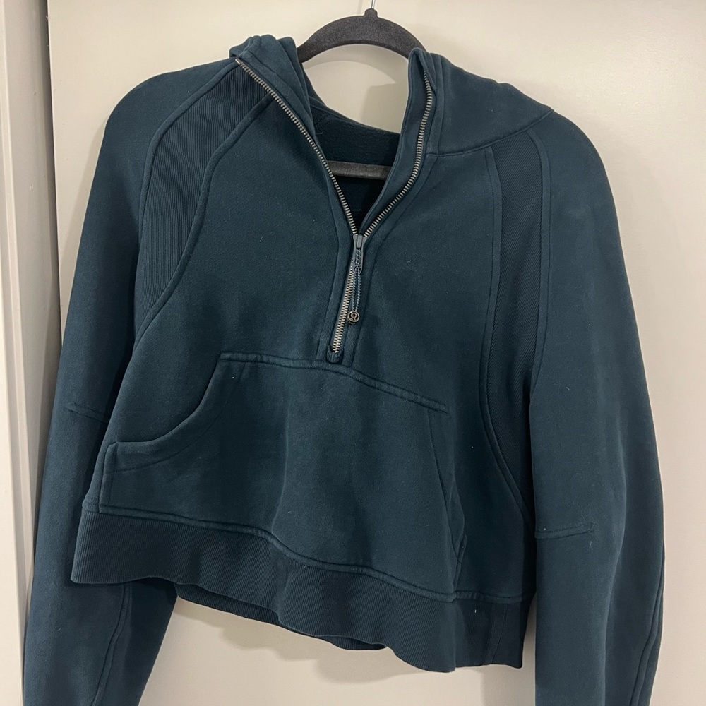 Lululemon Quarter Zip Cropped Scuba